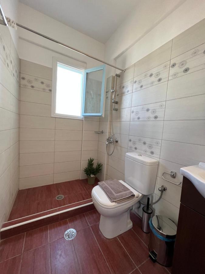 Filia Suite-Apartment Agia Anna  Buitenkant foto