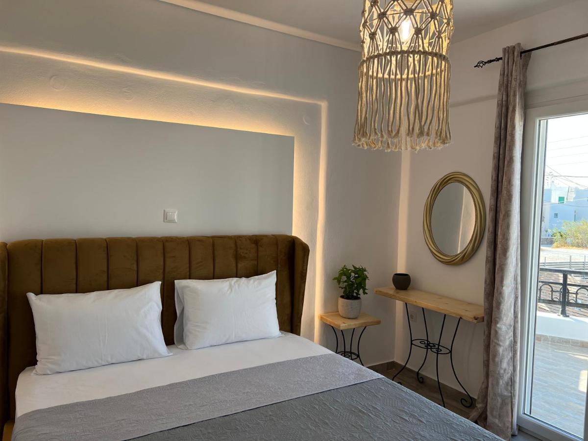 Filia Suite-Apartment Agia Anna  Buitenkant foto